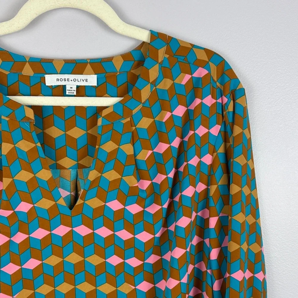 Rose & Olive Vibrant Multicolor Geometric Long Sleeve Cuff Hem Detail Med Blouse - Picture 8 of 11